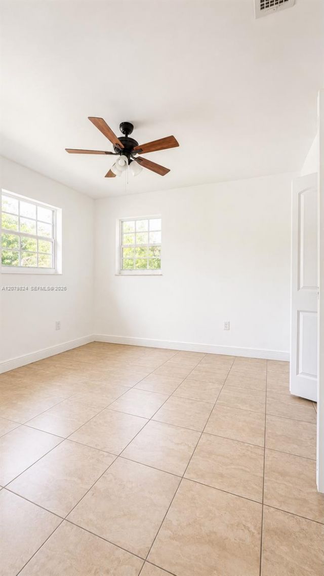 1421 NE 148th St , Unit 2, Miami, FL 33161 Photo