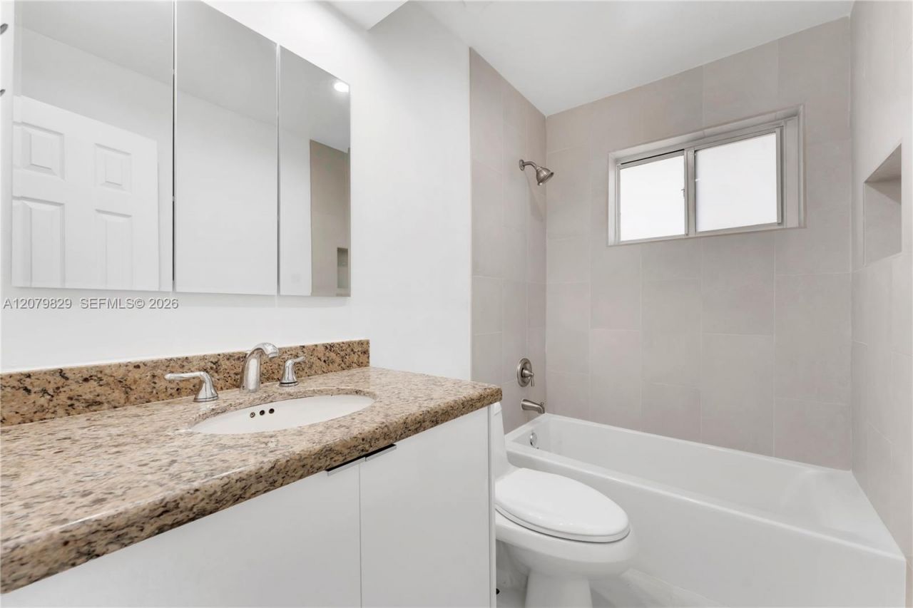 3250 SW 72nd Ct, Unit 3250, Miami, FL 33155 Photo