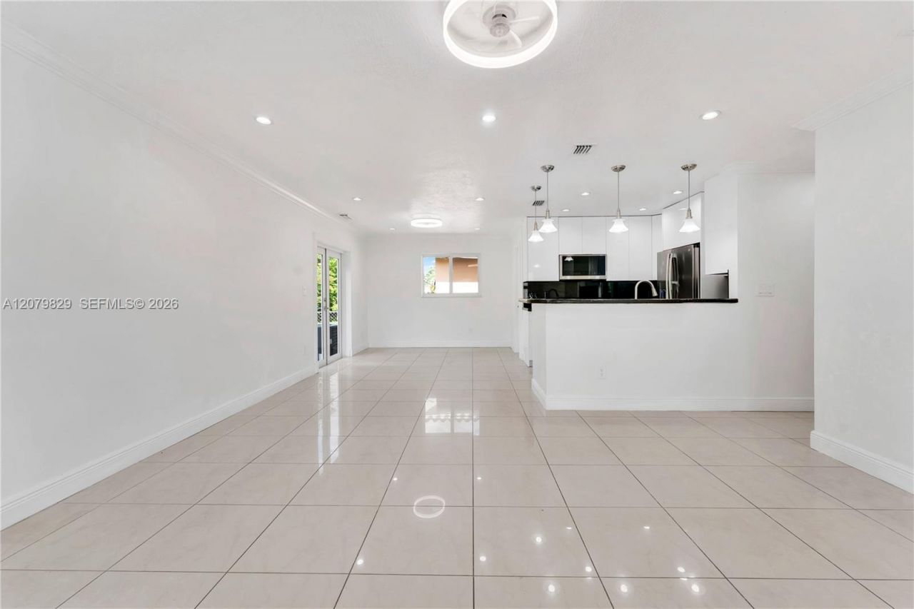 3250 SW 72nd Ct, Unit 3250, Miami, FL 33155 Photo