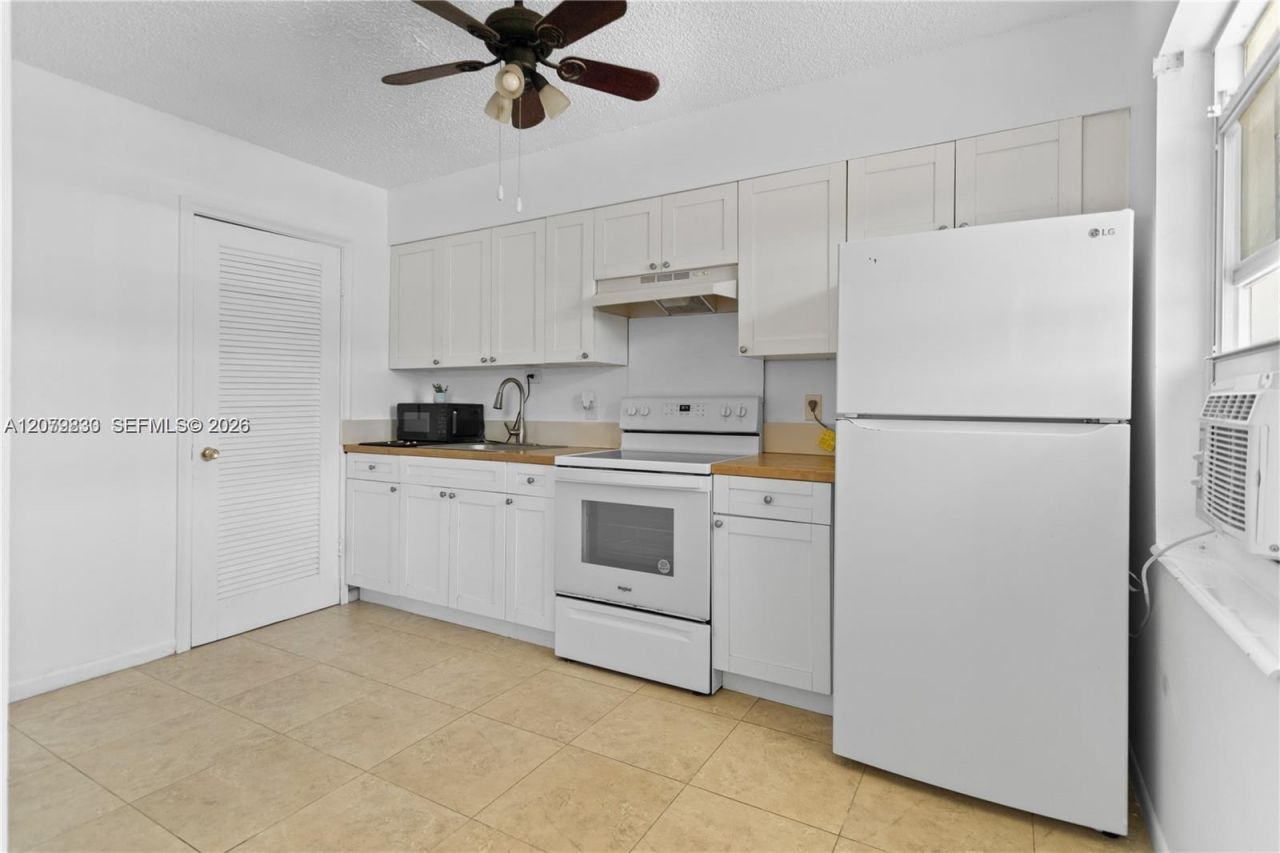 609 NE 6th Ct, Unit C, Boynton Beach, FL 33435 Photo