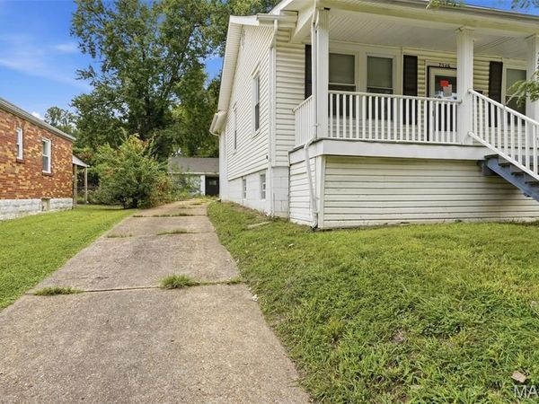 7546 Lynn Avenue , St Louis, MO 63130