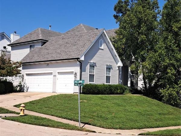 14001 Eagle Manor Court, Chesterfield, MO 63017