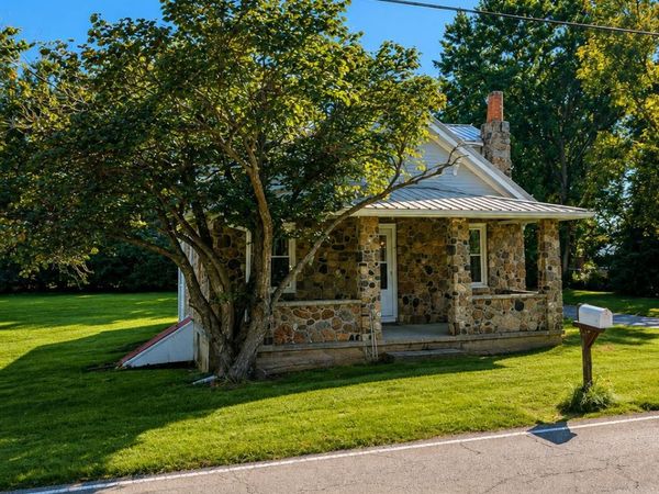 6812 Goshen Road, Goshen, OH 45122