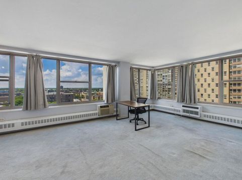 Main Photo