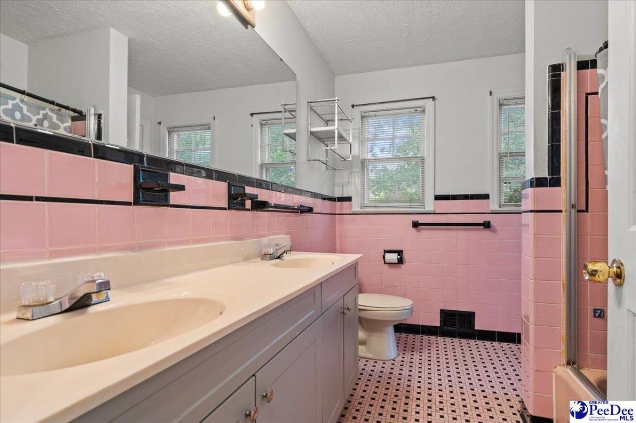 1601 Maple Dr Photo 23