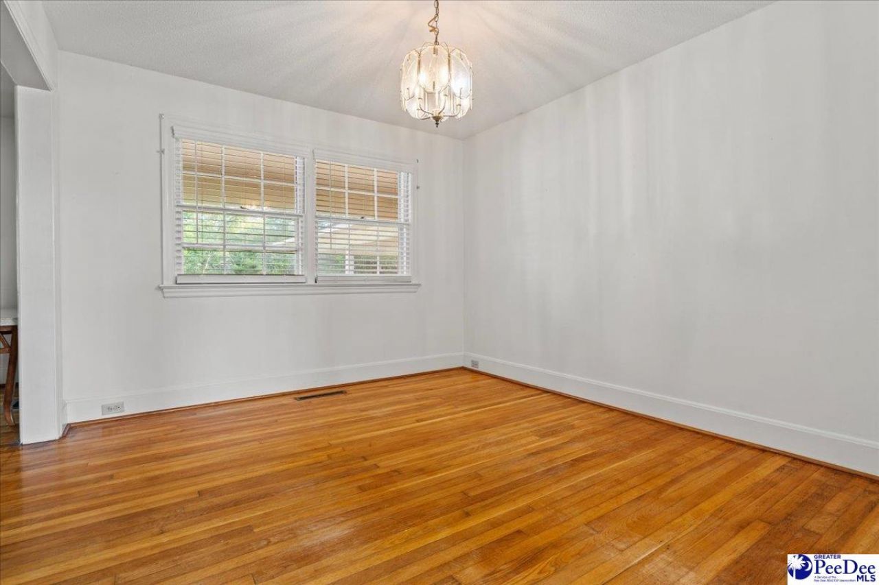 1601 Maple Dr Photo 37
