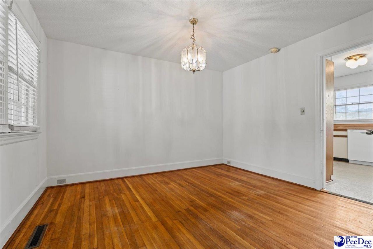 1601 Maple Dr Photo 38