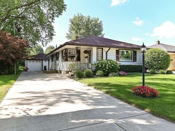 809 Mackinac AVENUE, South Milwaukee, WI 53172