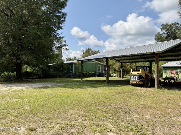 8869 NW Felix Flanders Road, Altha, FL 32421