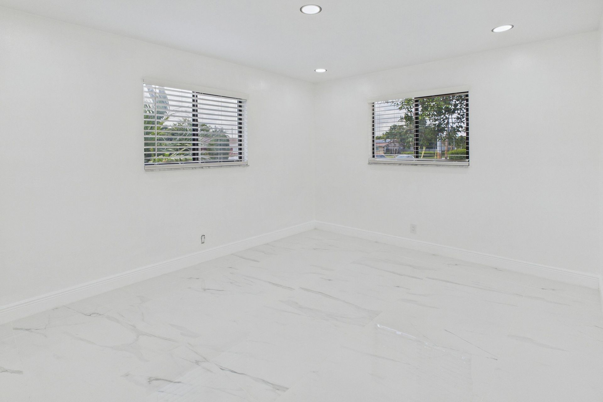 520 NW 43rd Avenue, Plantation, FL 33317 Photo