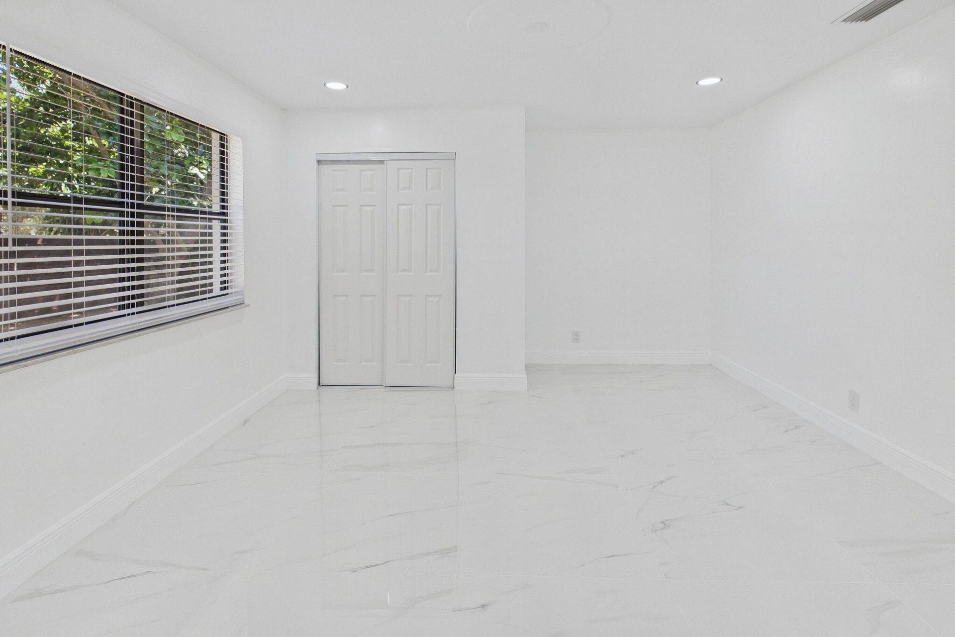 520 NW 43rd Avenue, Plantation, FL 33317 Photo