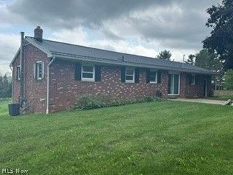 6985 State Route 39, Millersburg, OH 44654 Photo 1