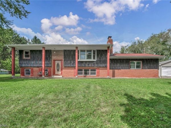 275 Smedley Drive , Washingtonville, OH 44490