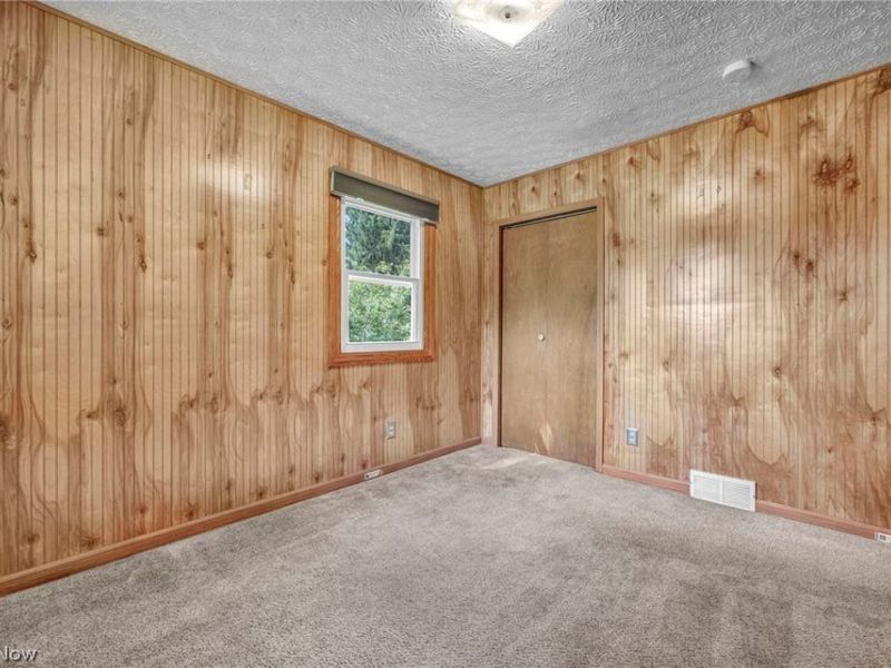 275 Smedley Drive, Washingtonville, OH 44490 Photo 17