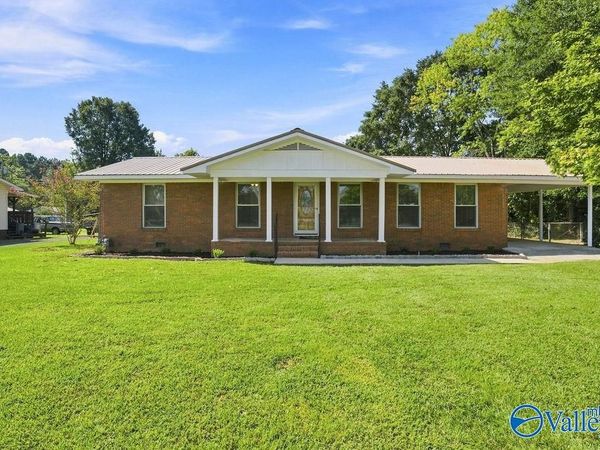 1205 Spruce Street SE, Hanceville, AL 35077