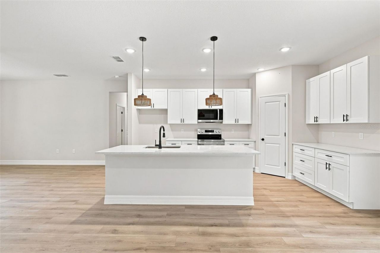 41325 Royal Trails Road, Eustis, FL 32736 Photo