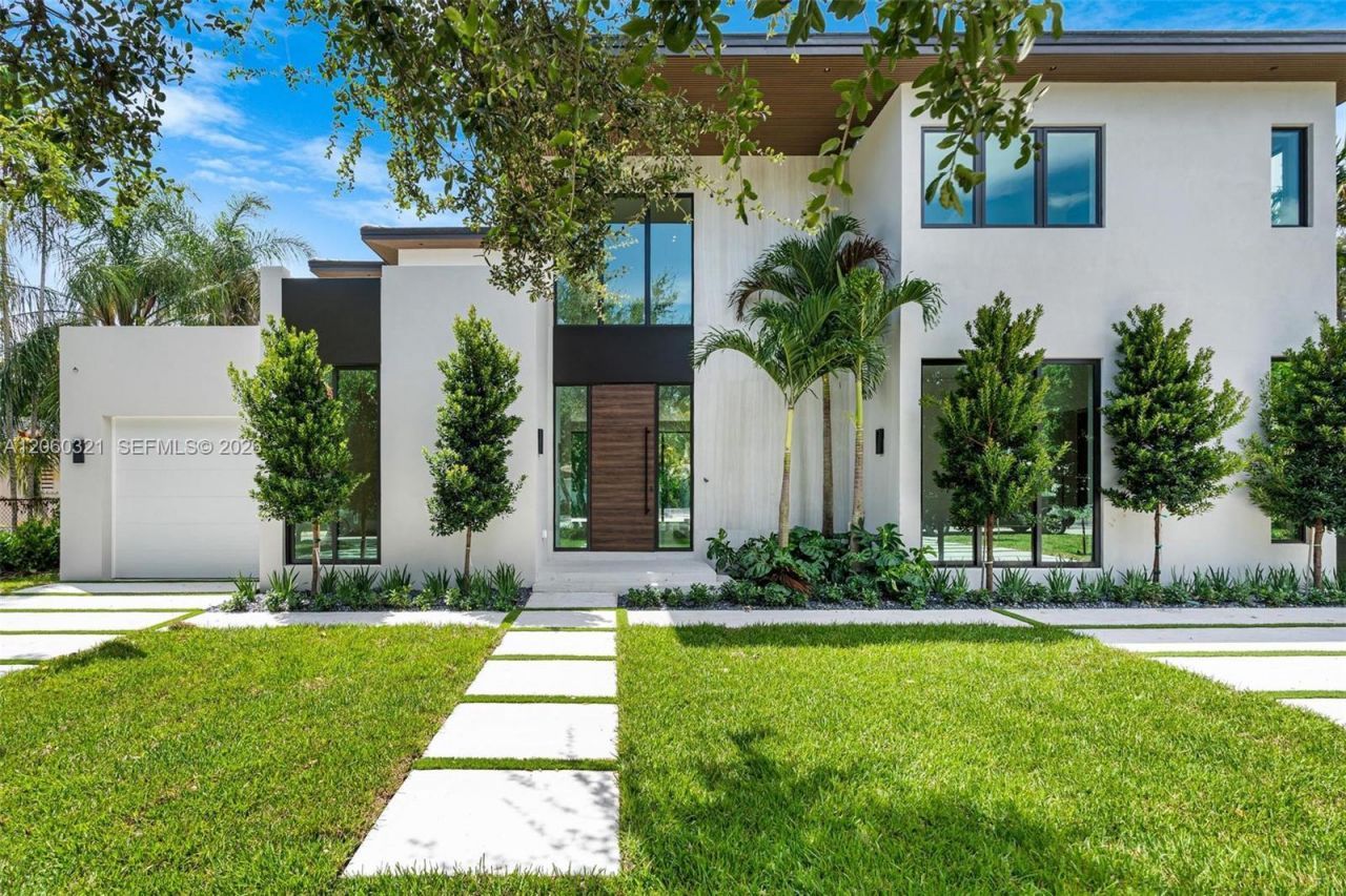 970 NE 92nd St, Miami Shores, FL 33138 Photo