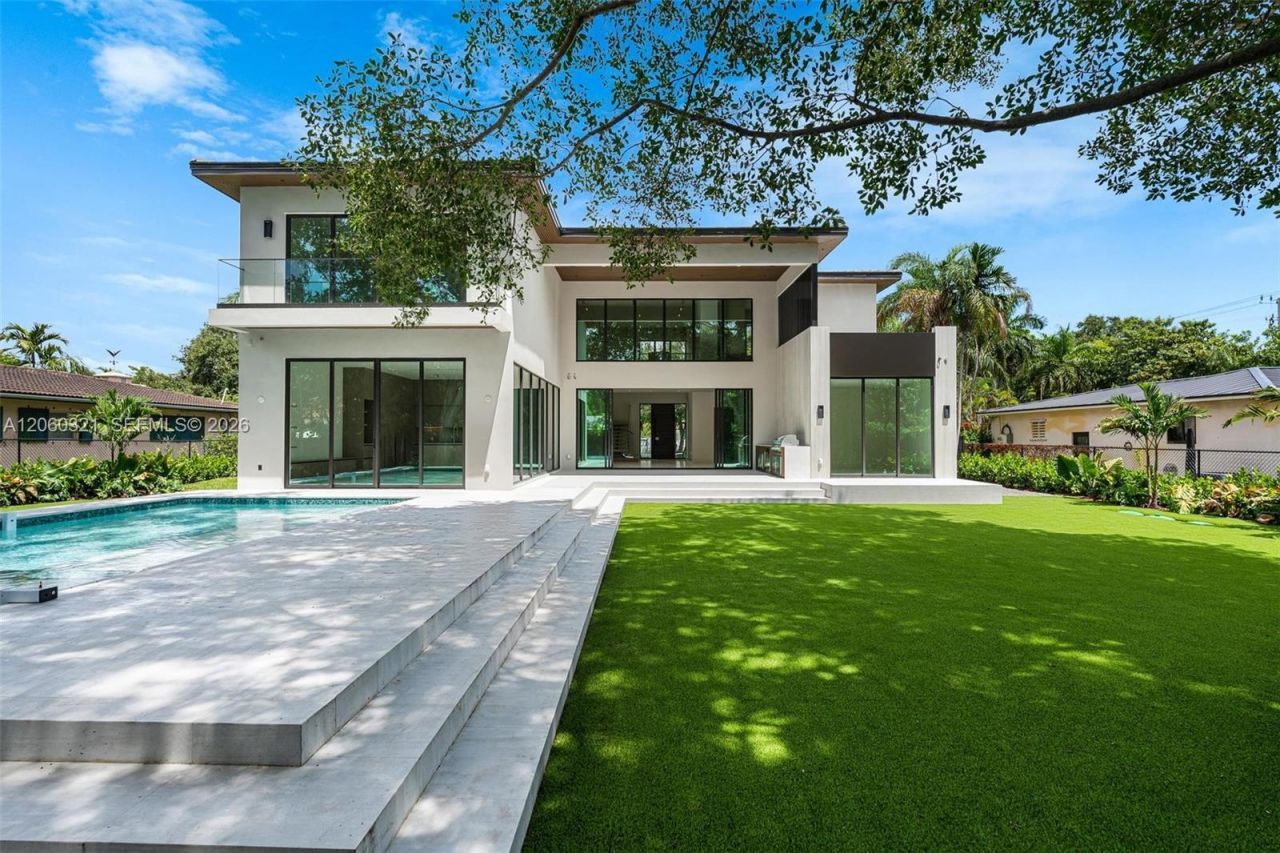 970 NE 92nd St, Miami Shores, FL 33138 Photo