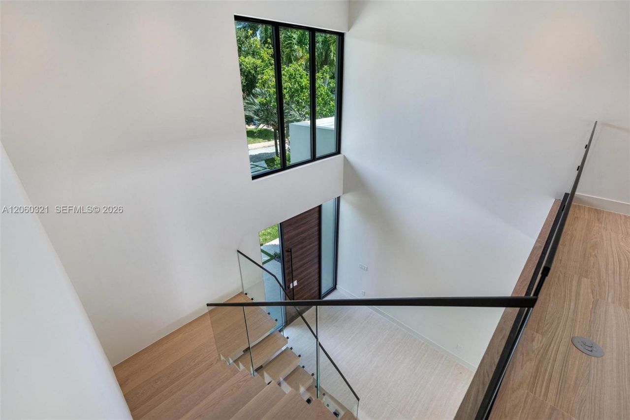 970 NE 92nd St, Miami Shores, FL 33138 Photo