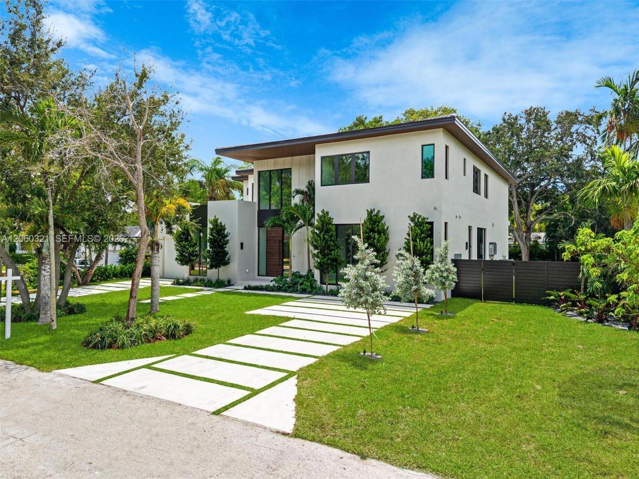 970 NE 92nd St, Miami Shores, FL 33138 Photo