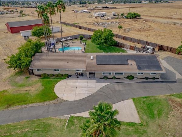 8615 Palladay Rd, Elverta, CA 95626