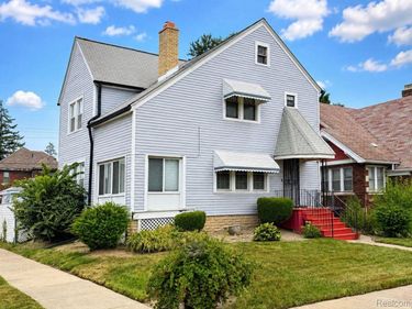 13101 Pinehurst Street , Detroit, Mi 48238