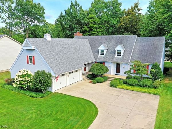 116 Beechwood Drive , Cortland, OH 44410