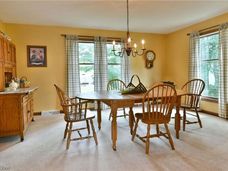 116 Beechwood Drive, Cortland, OH 44410 Photo 23