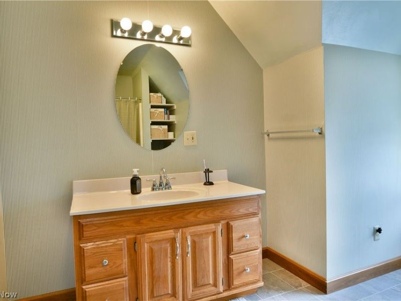 116 Beechwood Drive, Cortland, OH 44410 Photo 37