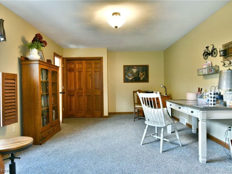 116 Beechwood Drive, Cortland, OH 44410 Photo 8