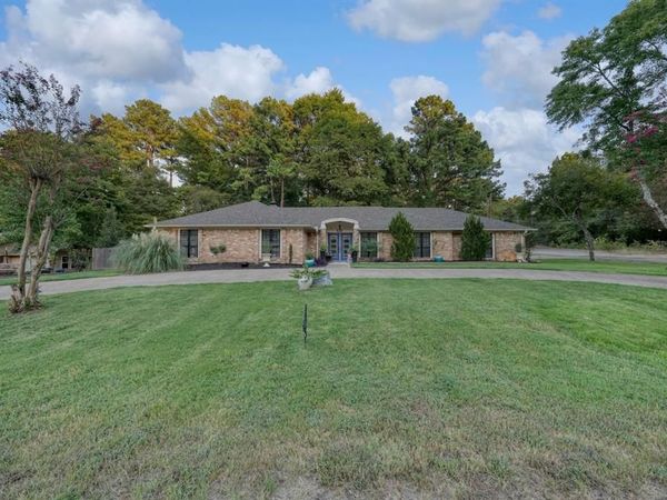 621 Northgate Drive, Hideaway, TX 75771