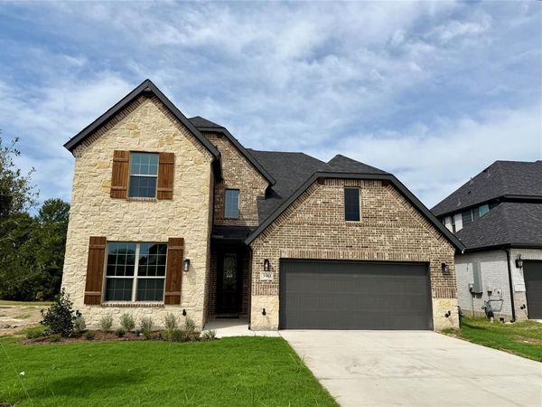 390 Devonshire Drive, Greenville, TX 75401