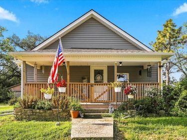 217 E HIGH Street, Murray, NE 68409