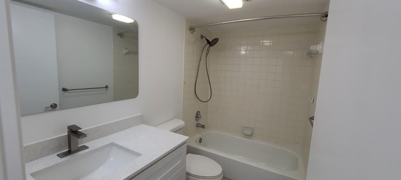 1200 SW 124th, Unit 105-O, Pembroke Pines, FL 33027 Photo