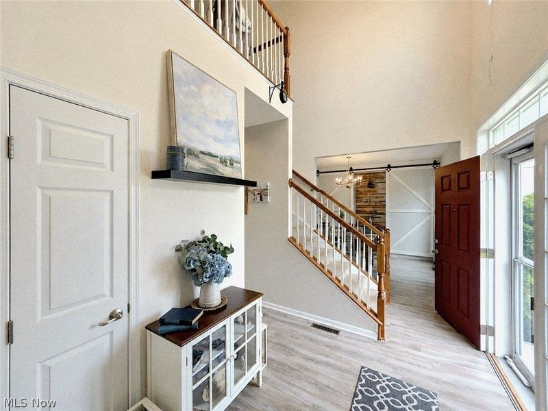10065 Meadow Ridge Drive, Streetsboro, OH 44241 Photo 3