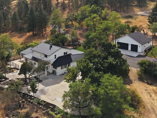 5399 S Wallbridge Rd, Deer Park, WA 99006
