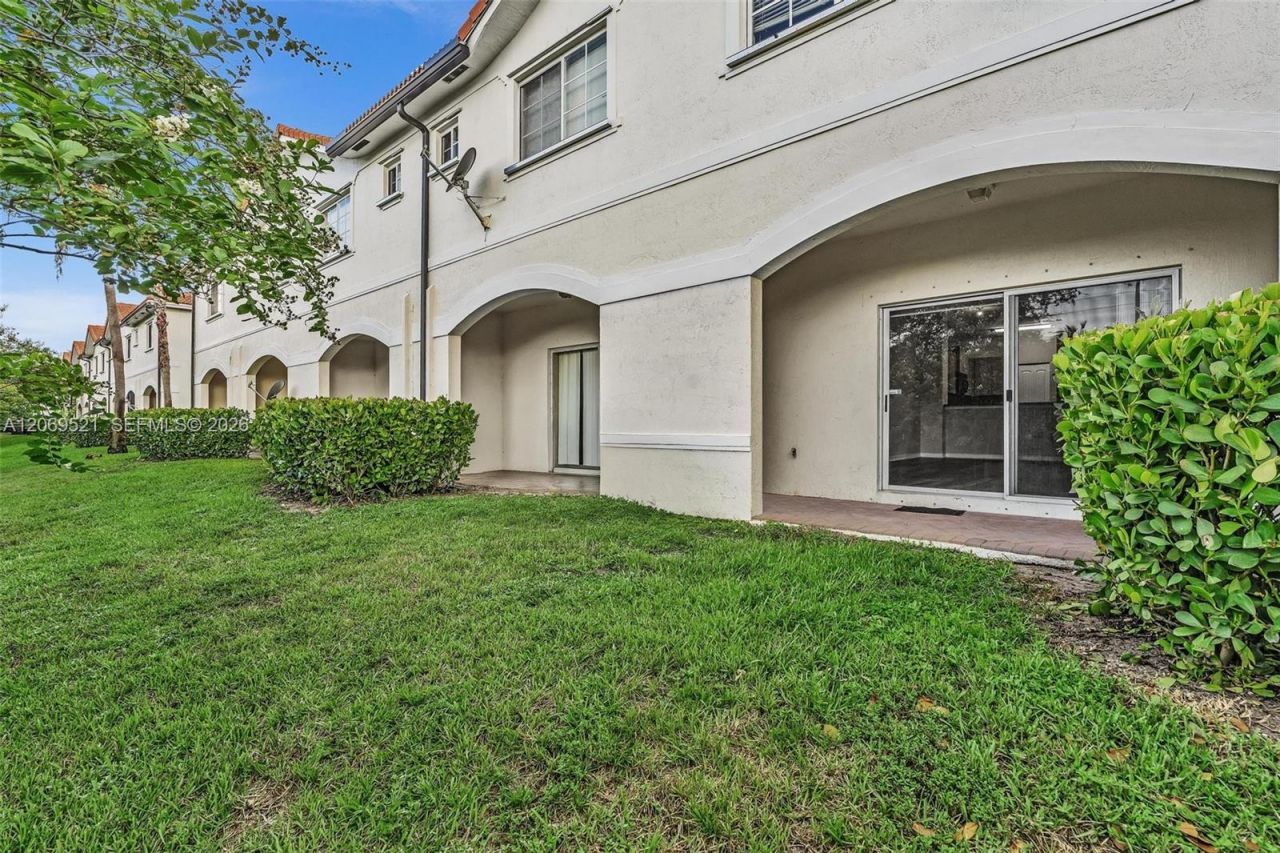 3530 NW 29th Ct , Lauderdale Lakes, FL 33311 Photo