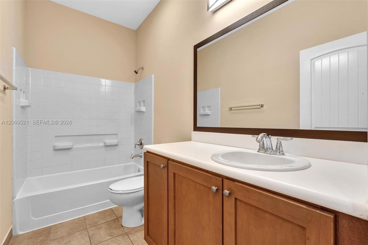 3530 NW 29th Ct , Lauderdale Lakes, FL 33311 Photo