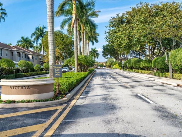 12602 SW 54th St , Miramar, FL 33027