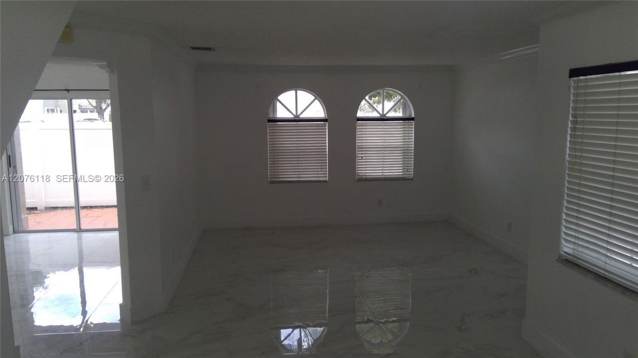 12602 SW 54th St , Miramar, FL 33027 Photo