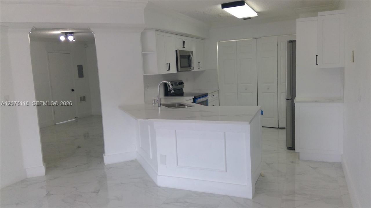 12602 SW 54th St , Miramar, FL 33027 Photo