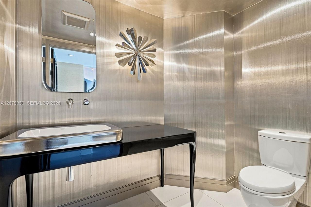 400 Alton Rd, Unit 1804, Miami Beach, FL 33139 Photo