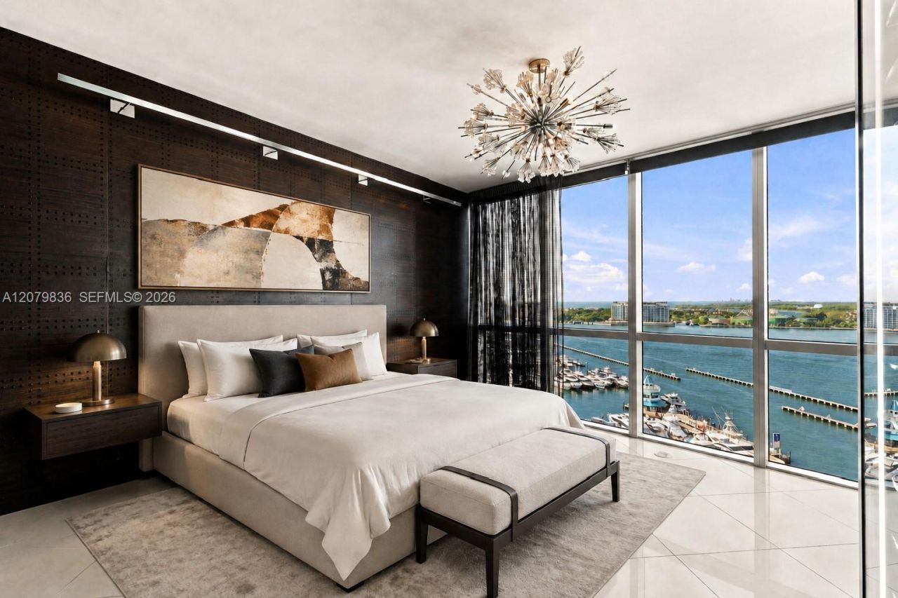 400 Alton Rd, Unit 1804, Miami Beach, FL 33139 Photo