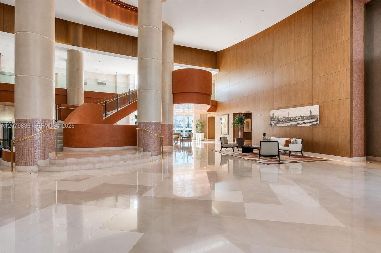 400 Alton Rd, Unit 1804, Miami Beach, FL 33139 Photo