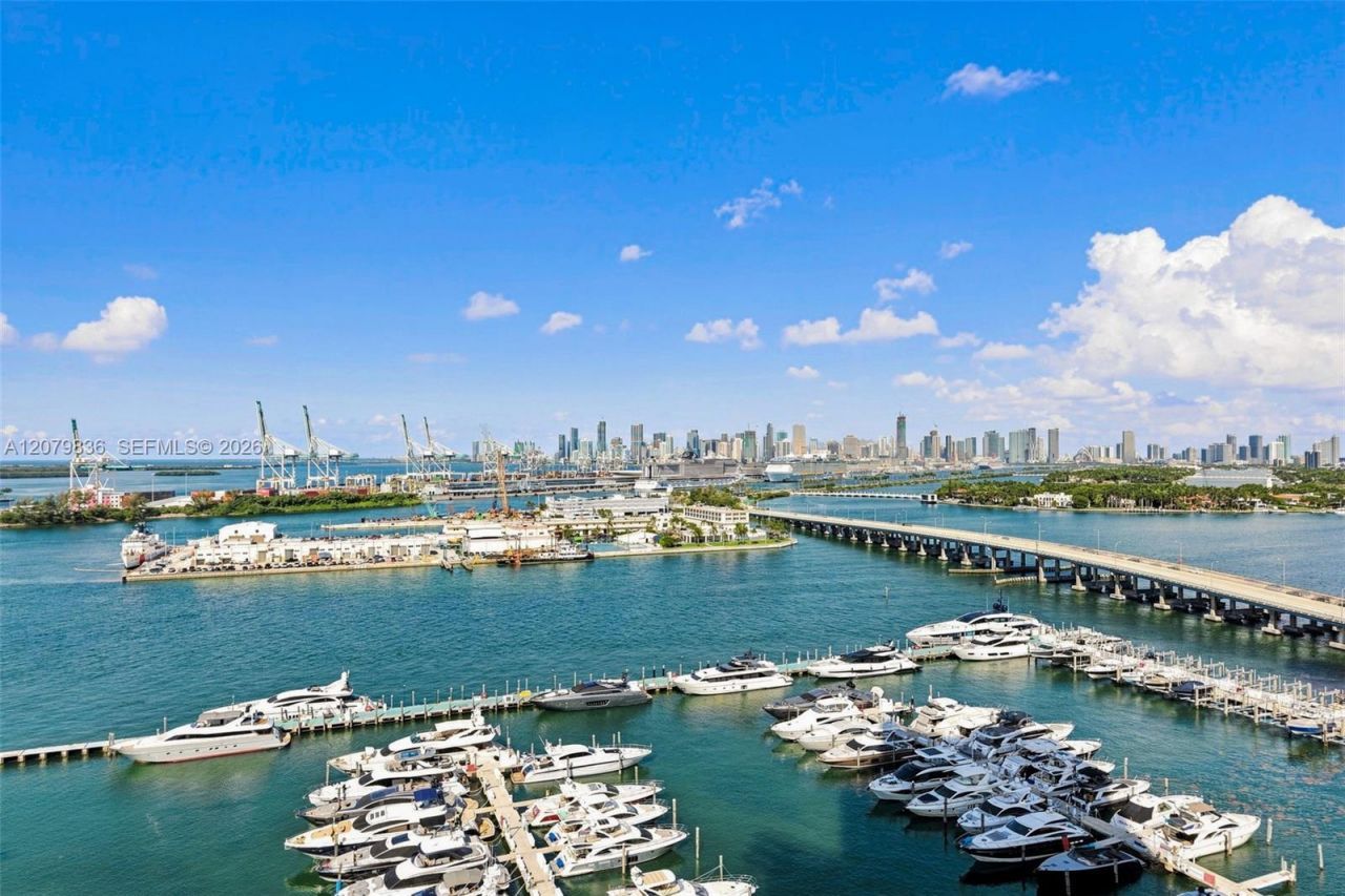 400 Alton Rd, Unit 1804, Miami Beach, FL 33139 Photo