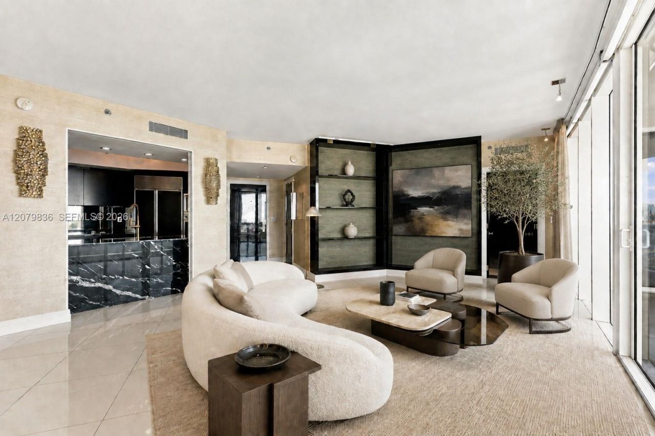 400 Alton Rd, Unit 1804, Miami Beach, FL 33139 Photo