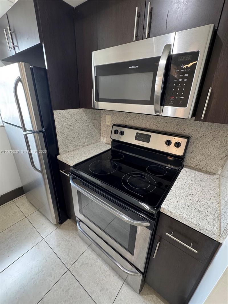 18224 Mediterranean Blvd , Unit 2-17, Miami, FL 33015 Photo