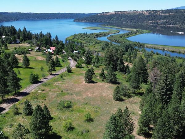 1951 E Park AVE, Harrison, ID 83833