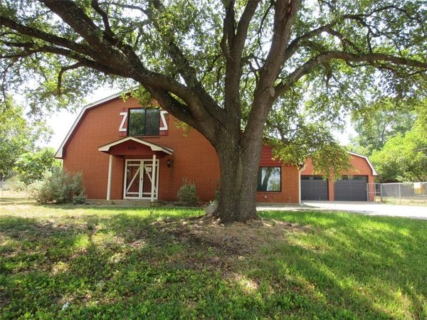 626 Friendly Oaks Drive, Bruceville Eddy, TX 76630