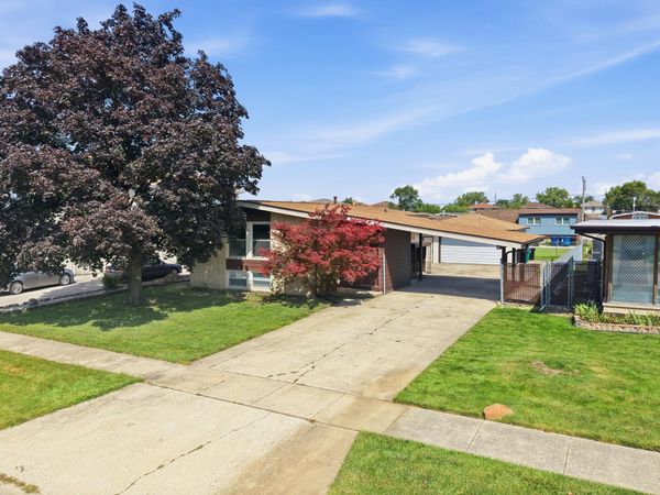 7836 W 80th Place , Bridgeview, IL 60455